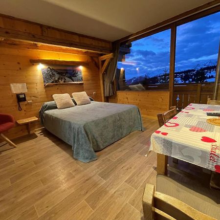 Hotel Le Very Ле Сези Екстериор снимка