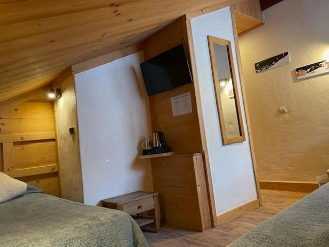 Hotel Le Very Ле Сези Екстериор снимка